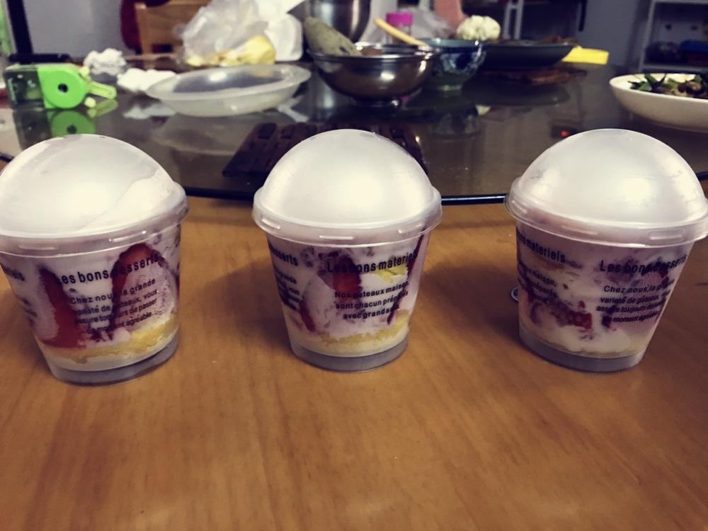 草莓慕斯杯