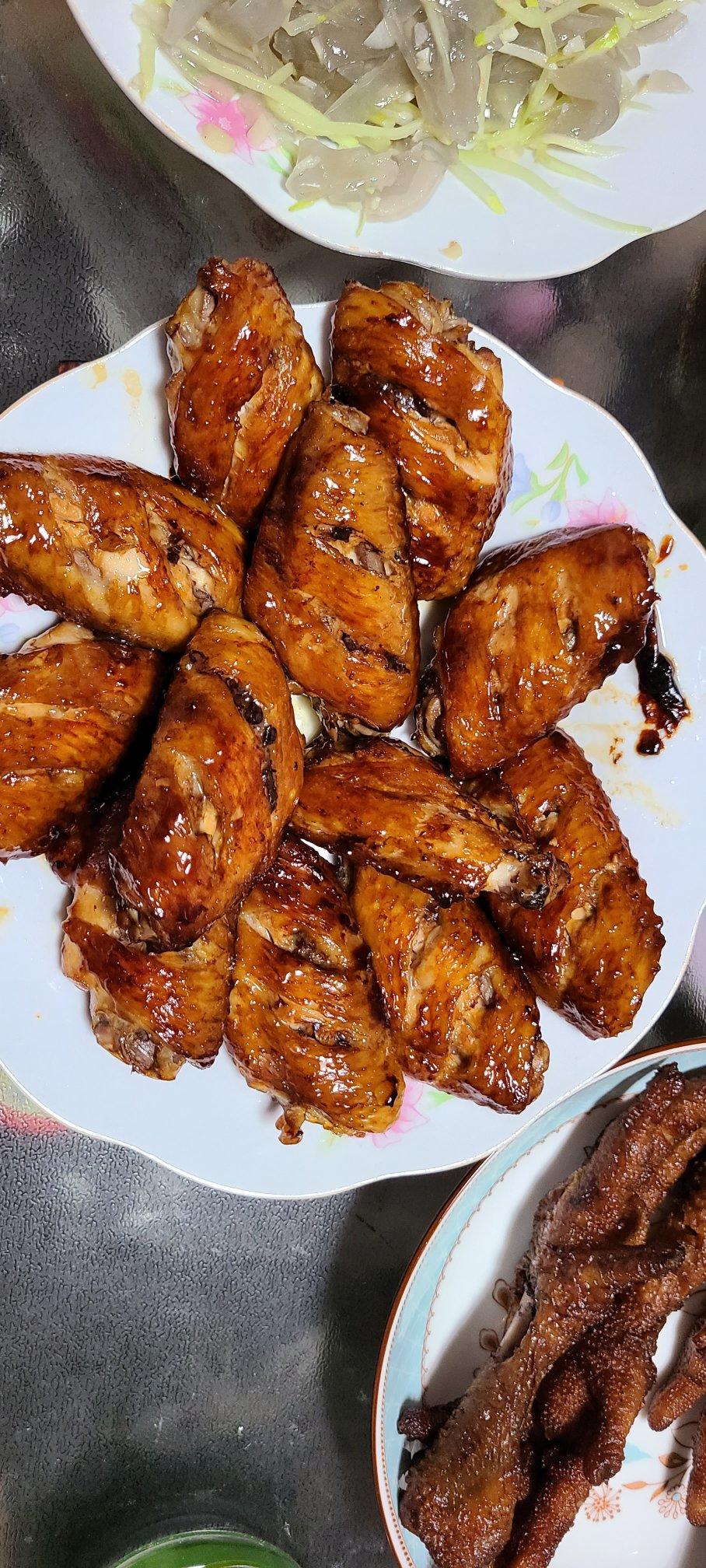 我是传奇81ta做的烤鸡翅烤箱版