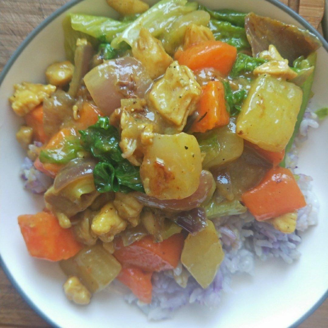 咖喱鸡肉饭