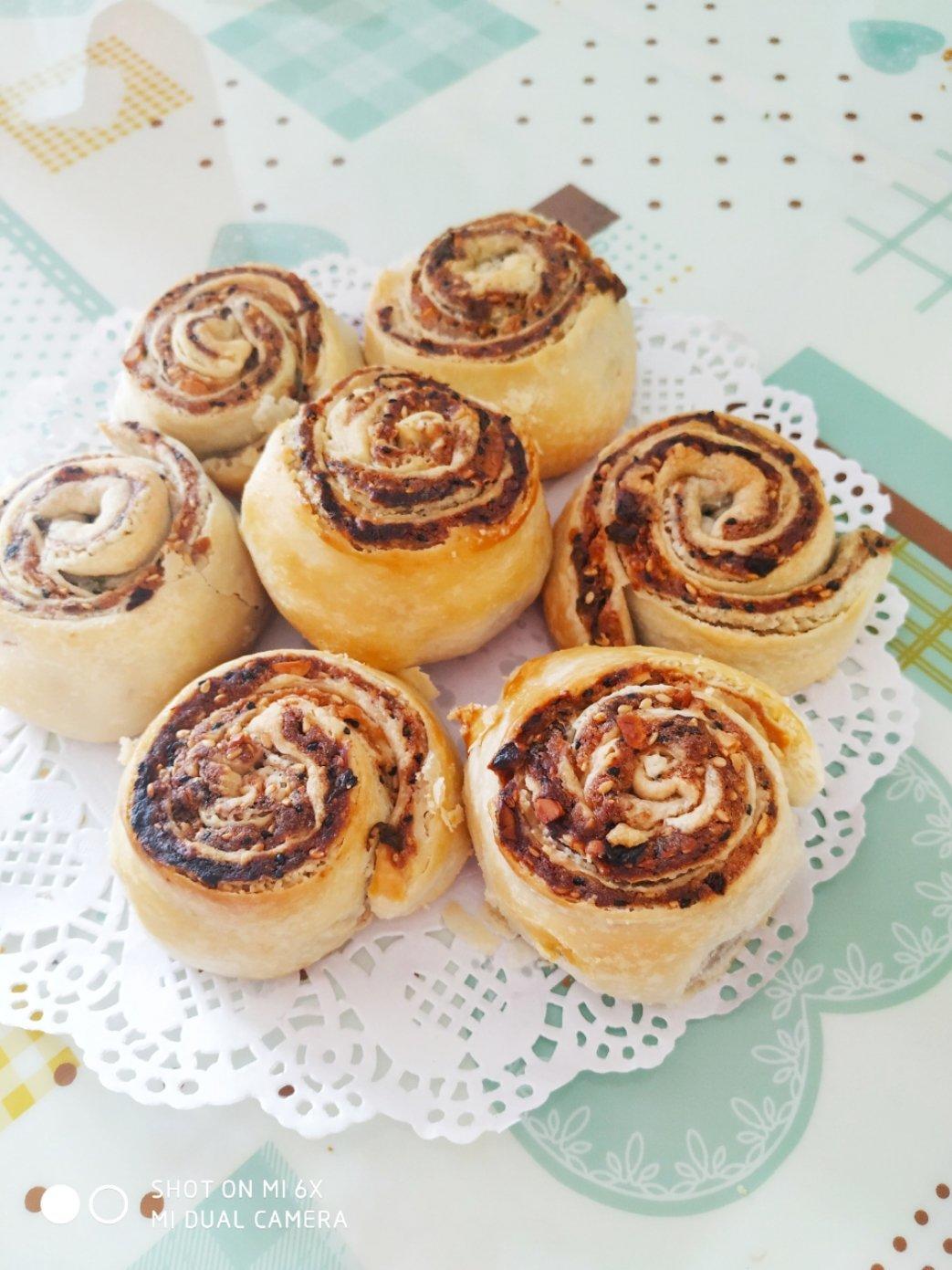 菲菲田田麻麻做的葱花缸炉的做法