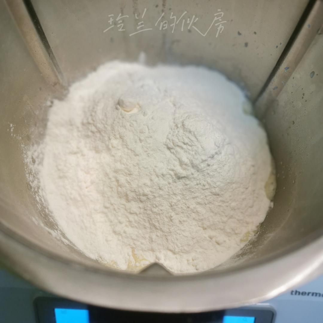 纯奶手撕吐司的做法 步骤1