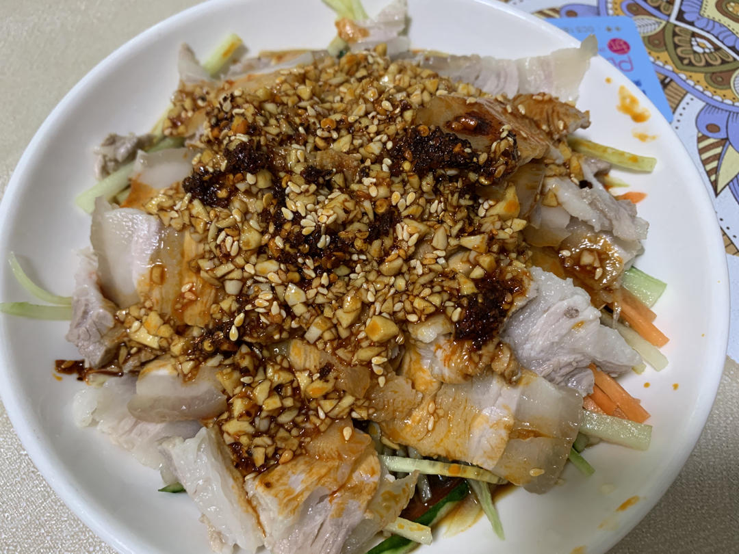 厨师长教你：“蒜泥白肉”的家常做法，看的口水直流