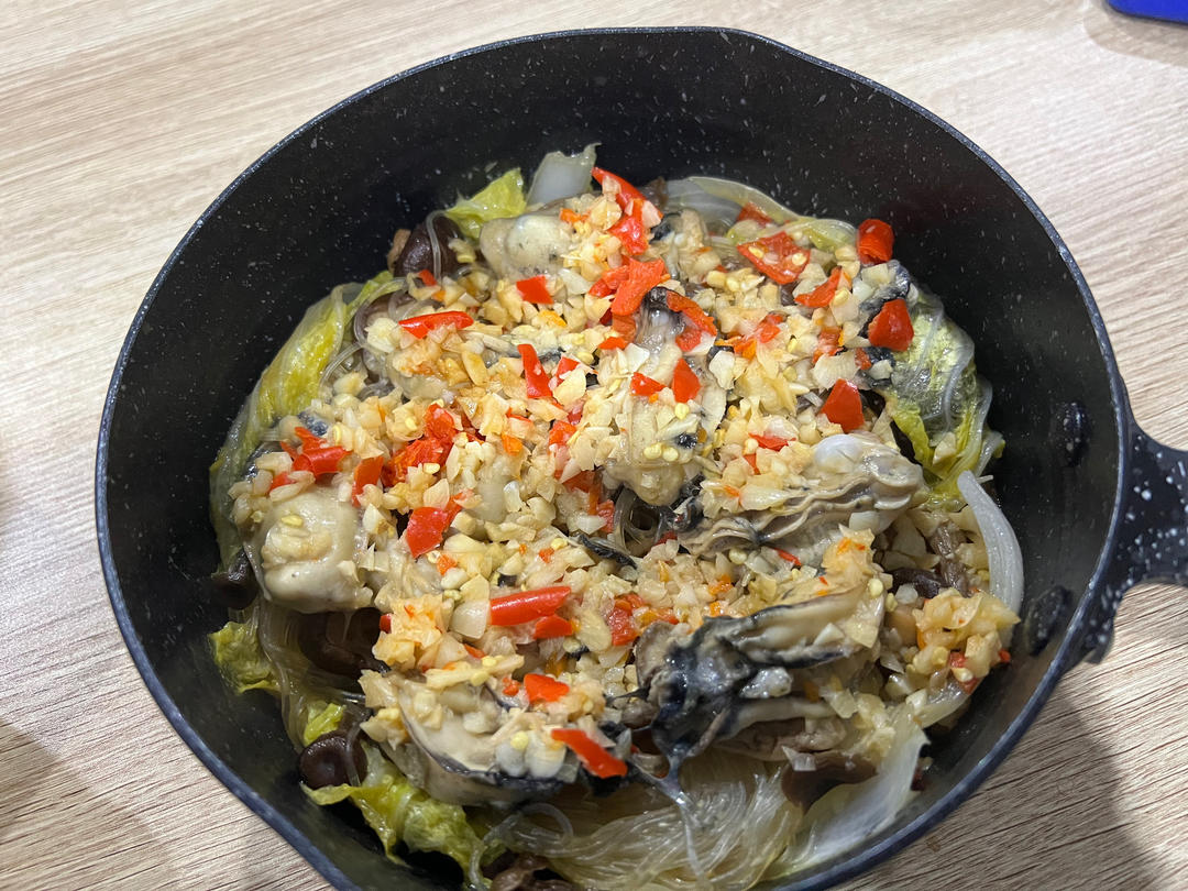 隔壁邻居闻到都馋哭了的生蚝粉丝煲