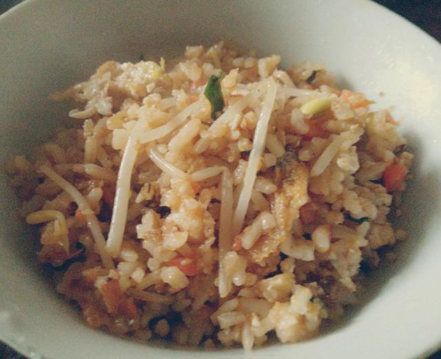 老干妈炒饭(乱七八糟版)的做法