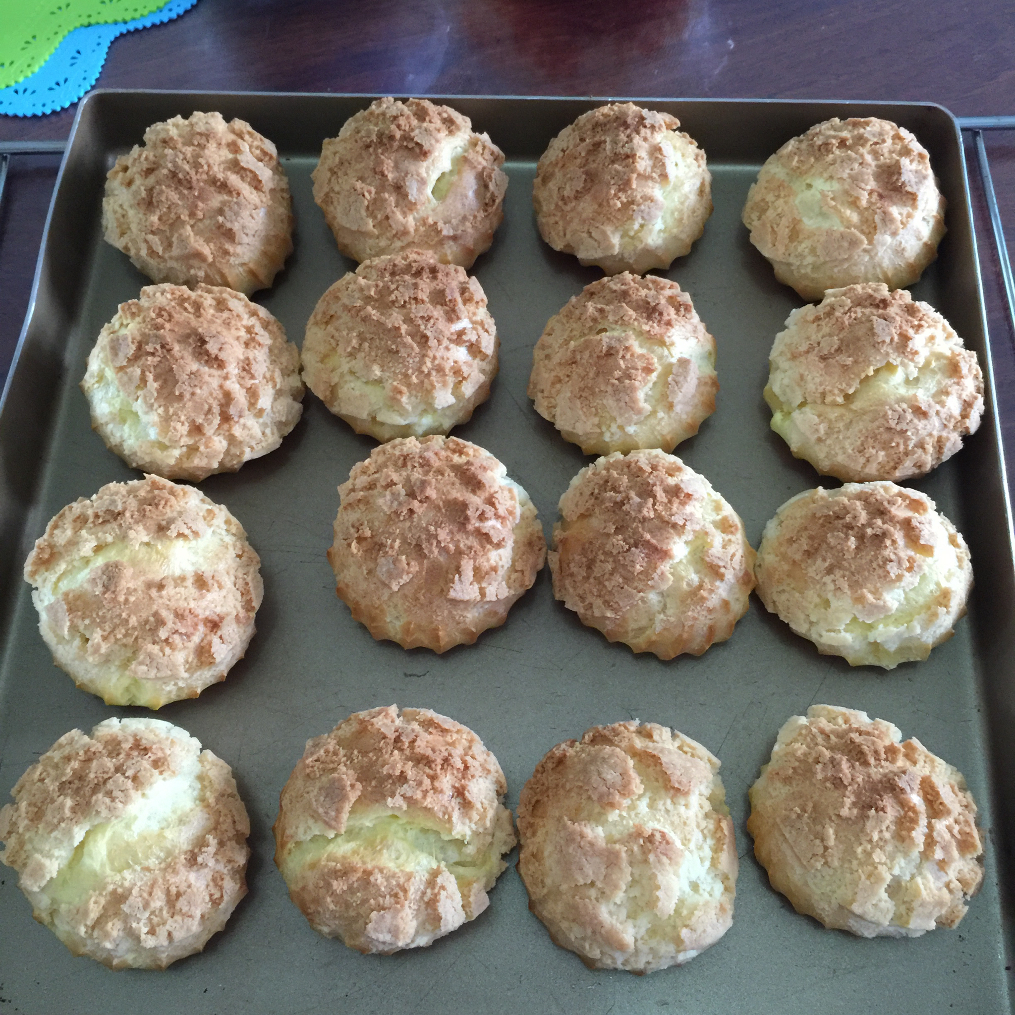 十分美味的酥皮泡芙