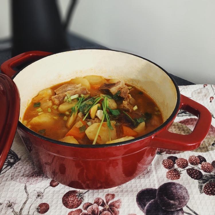 番茄土豆炖牛腩