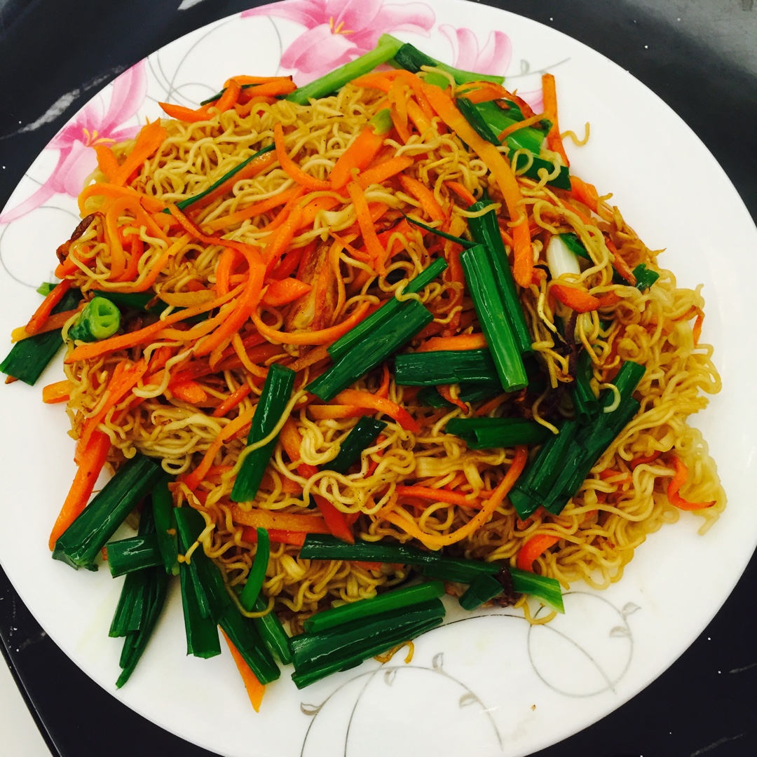 三丝炒面：炒面如何不粘锅