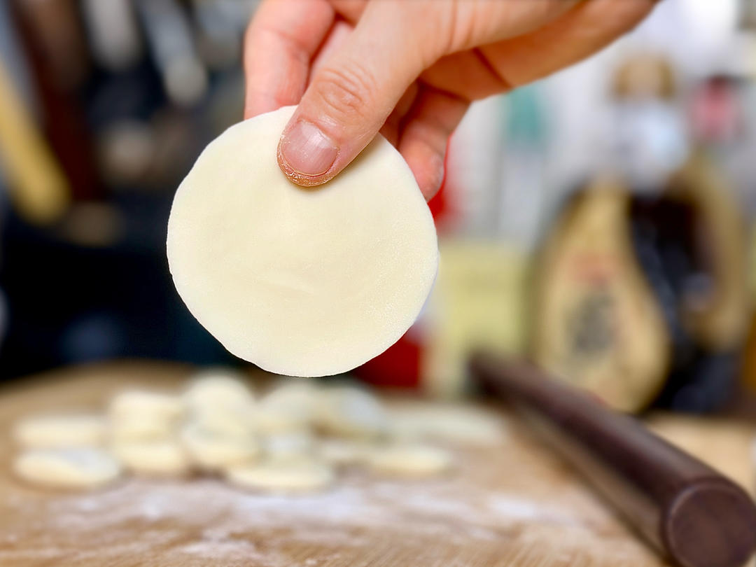白菜鸡蛋馅饺子🥟的做法 步骤10