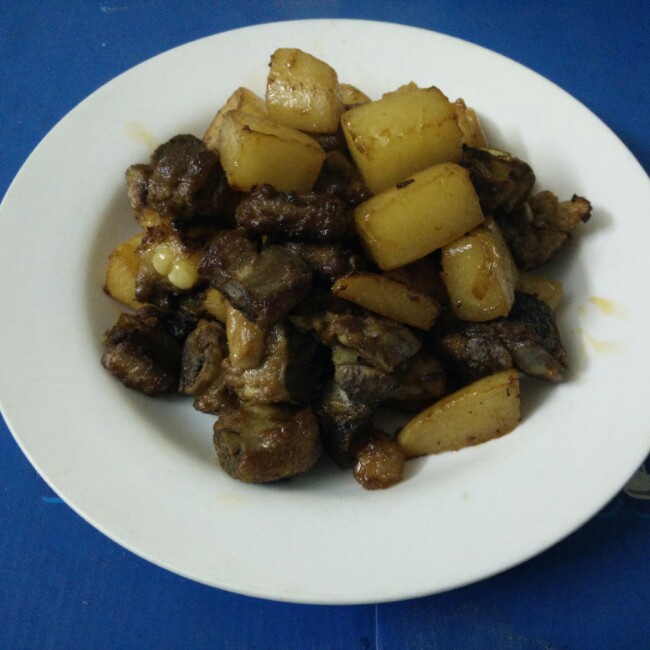 萝卜烧排骨