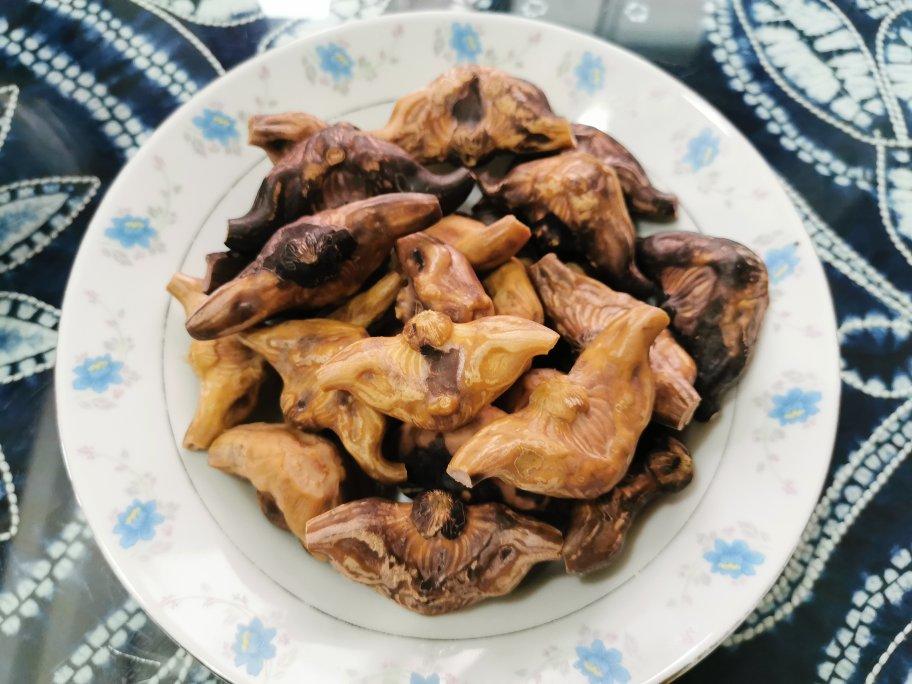 盐水菱角