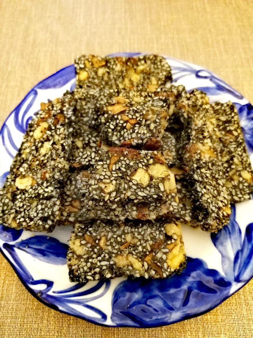 芝麻核桃营养糕～不放阿胶