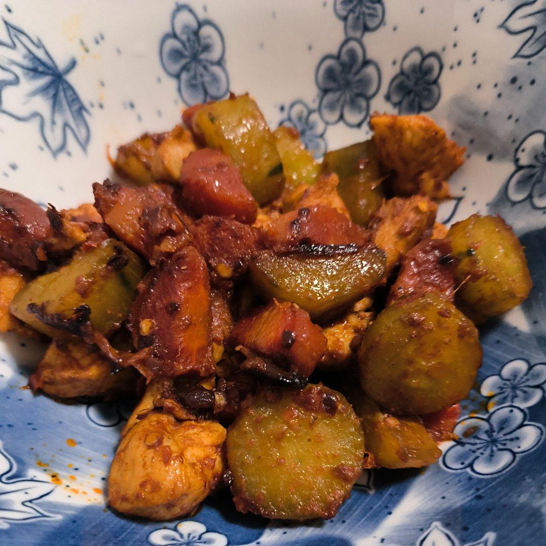 黄瓜胡萝卜鸡块（宫保鸡丁，营养又美味）