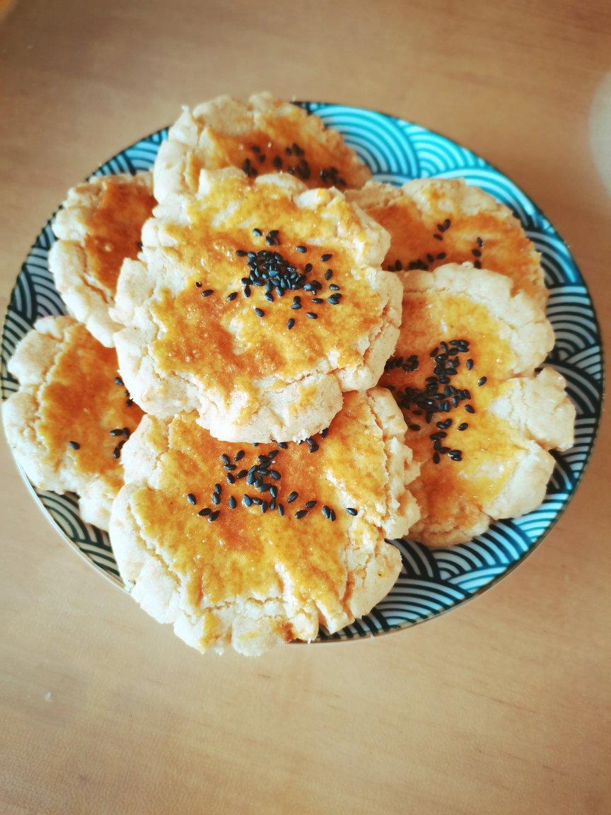 酥掉渣的桃酥饼干