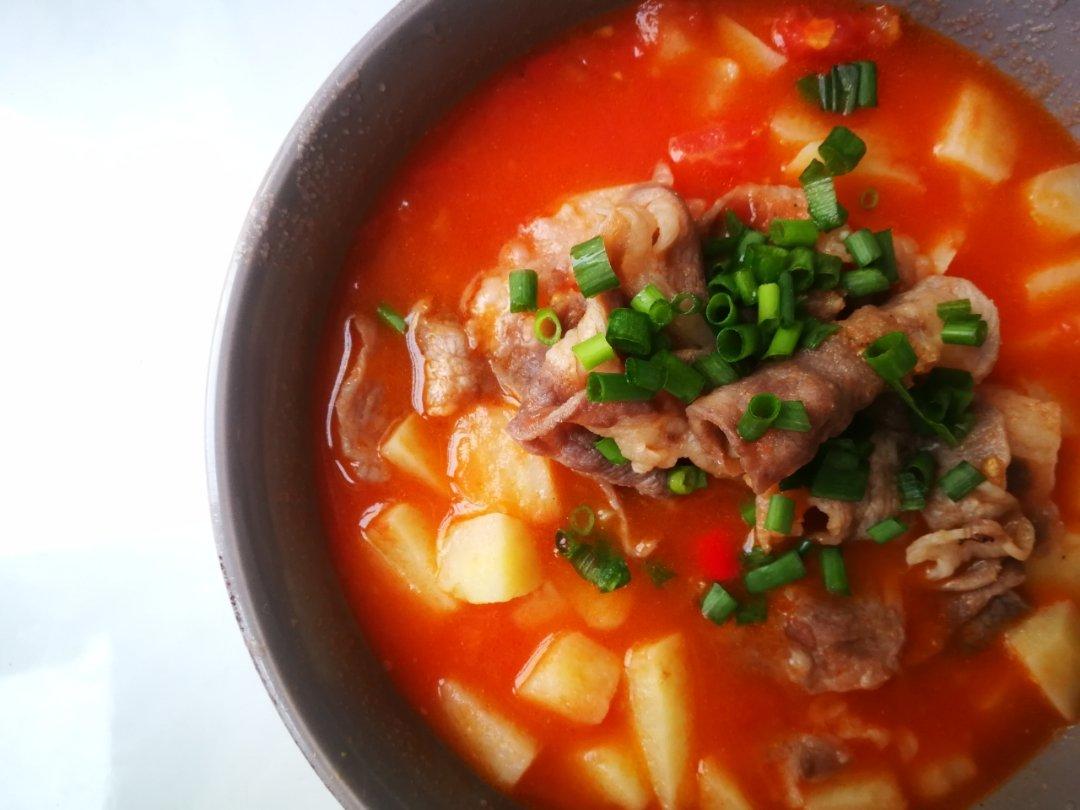 肥牛番茄土豆汤