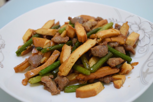 青椒香干肉丝