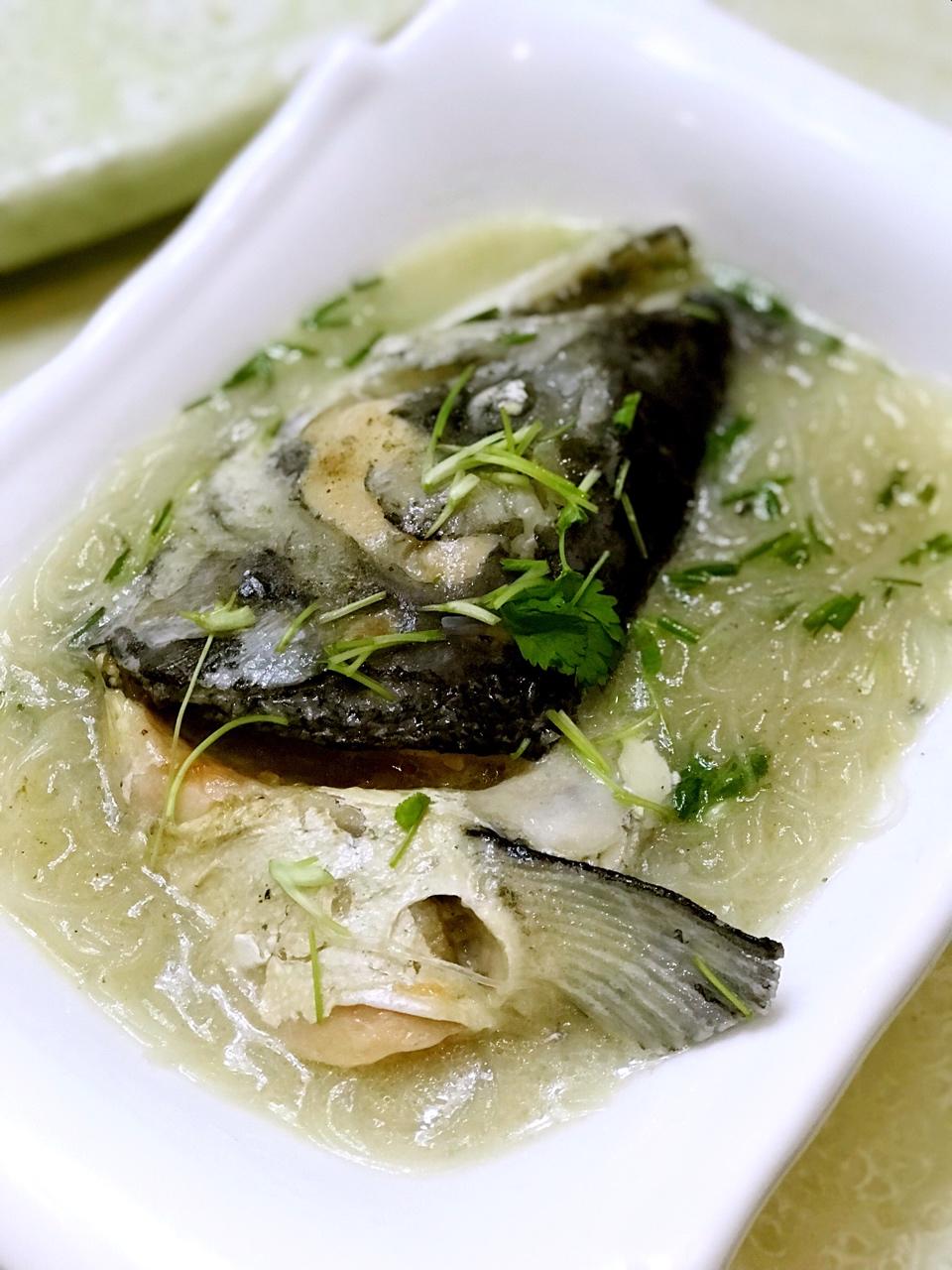 三文鱼头豆腐汤