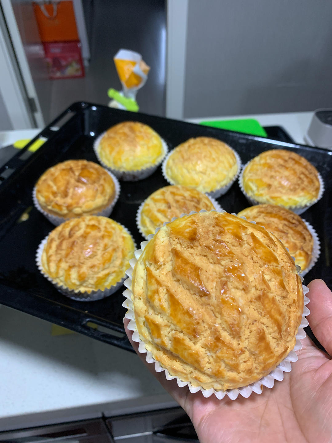 减肥路上的大敌，好吃到爆的菠萝包，每一口都是满满的幸福