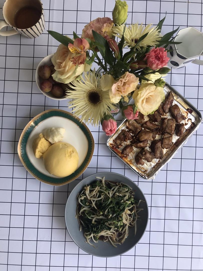 白灼豆芽茼蒿
