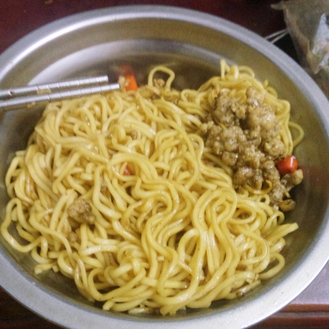青菜肉丝炒面