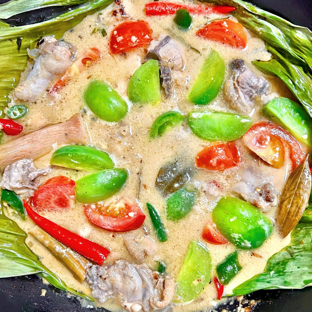 柠檬椰浆炖鸡肉：拌饭吃肉两不误😋