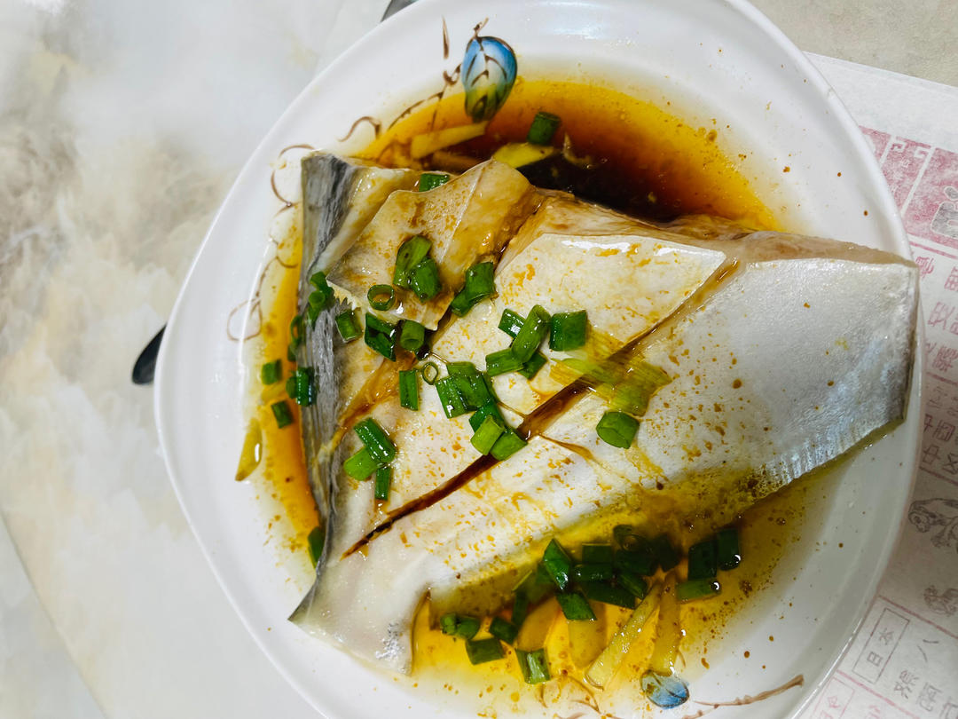 还原海鱼的美味-清蒸鲳鱼