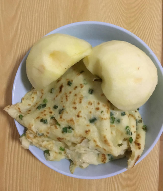 韭菜鸡蛋摊饼