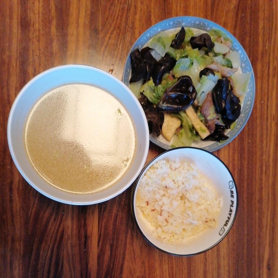 娃娃菜豆腐煲