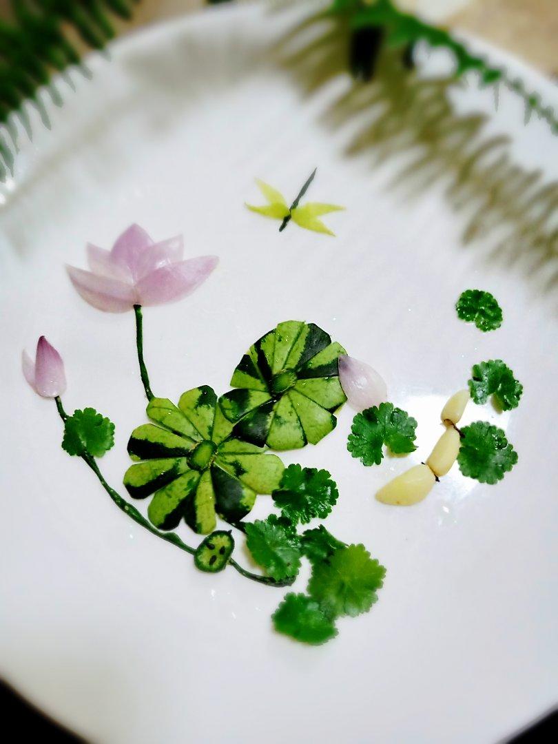 z冬之雪做的简单美丽的盘饰(9)——冷拼·洋葱荷花