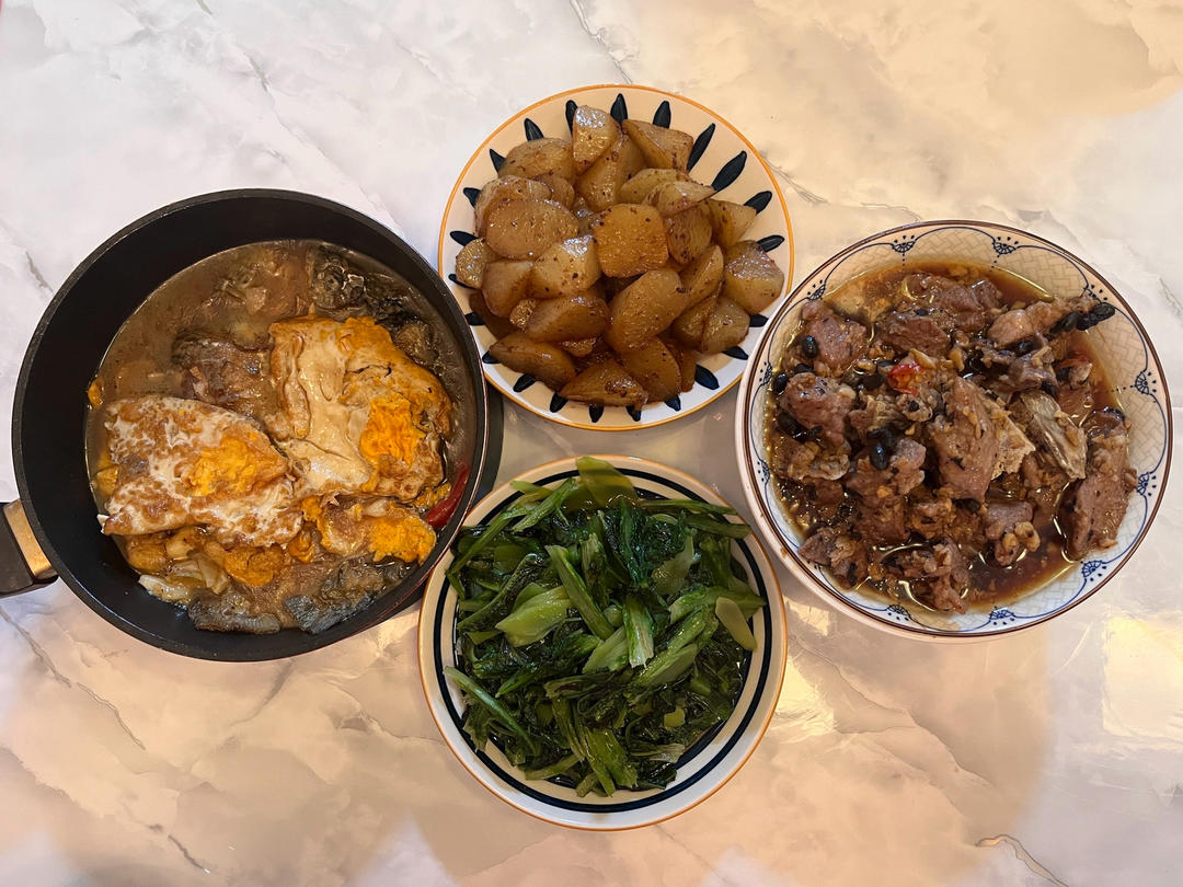 我家的小饭桌
