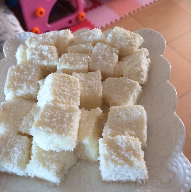 椰蓉牛奶小方