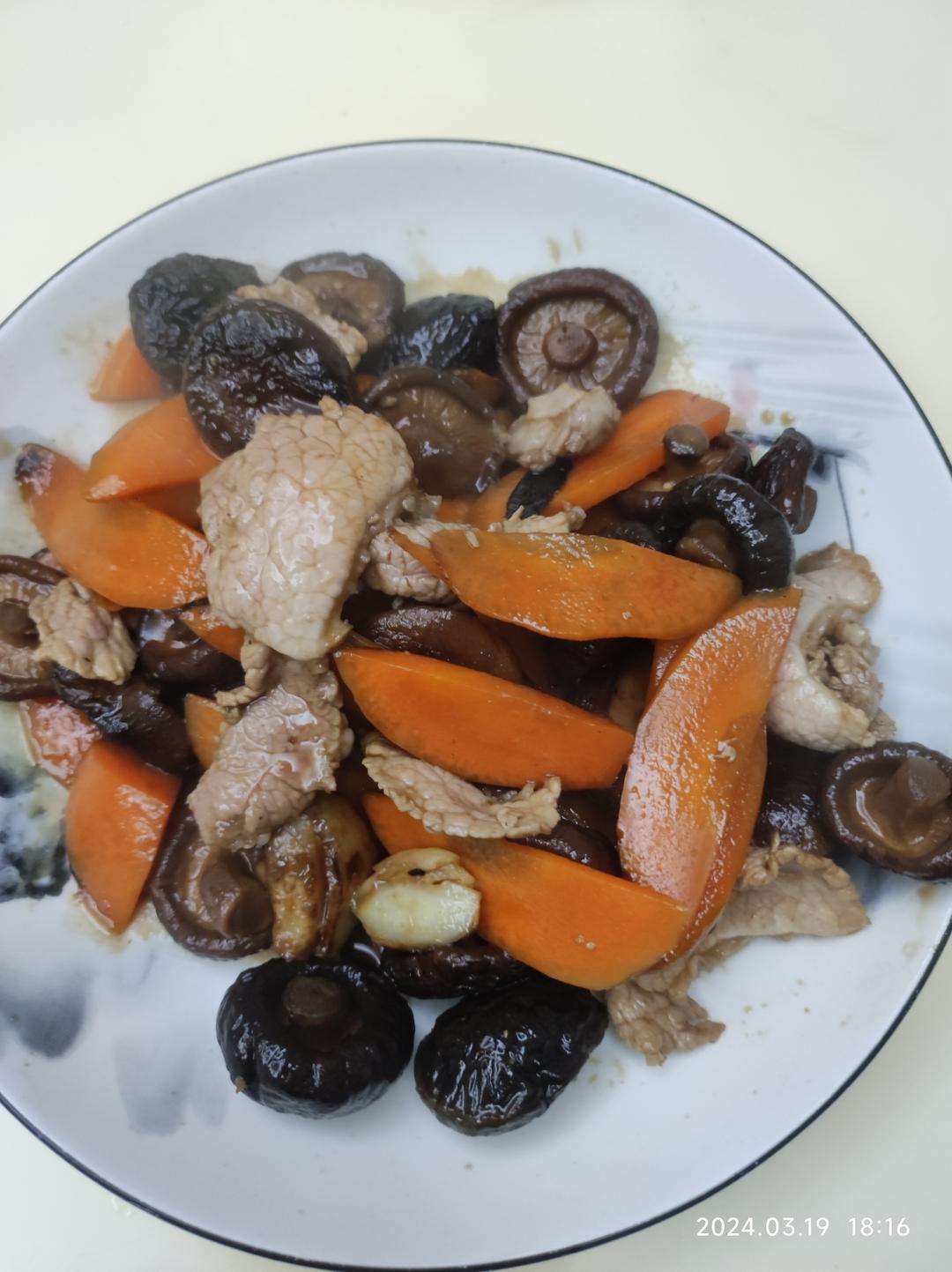 香菇炒肉