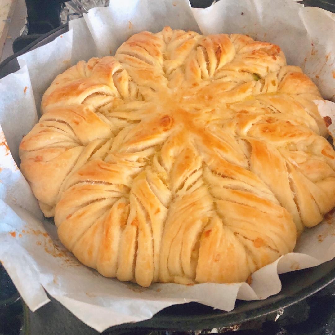 【小高姐】蒜香浓郁 造型优美 不用揉出手膜的面包