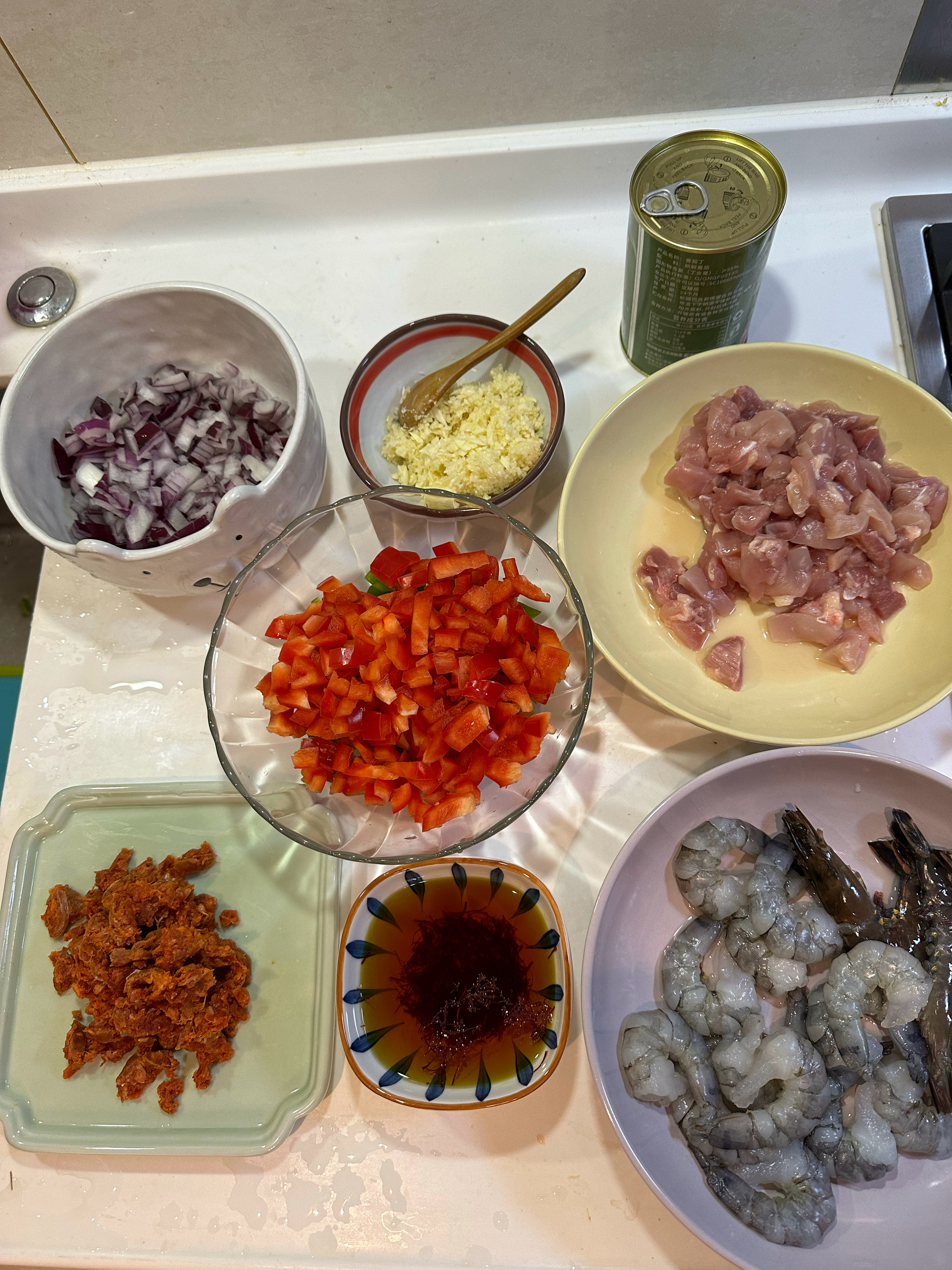 家庭版快手西班牙海鲜饭的做法 步骤1
