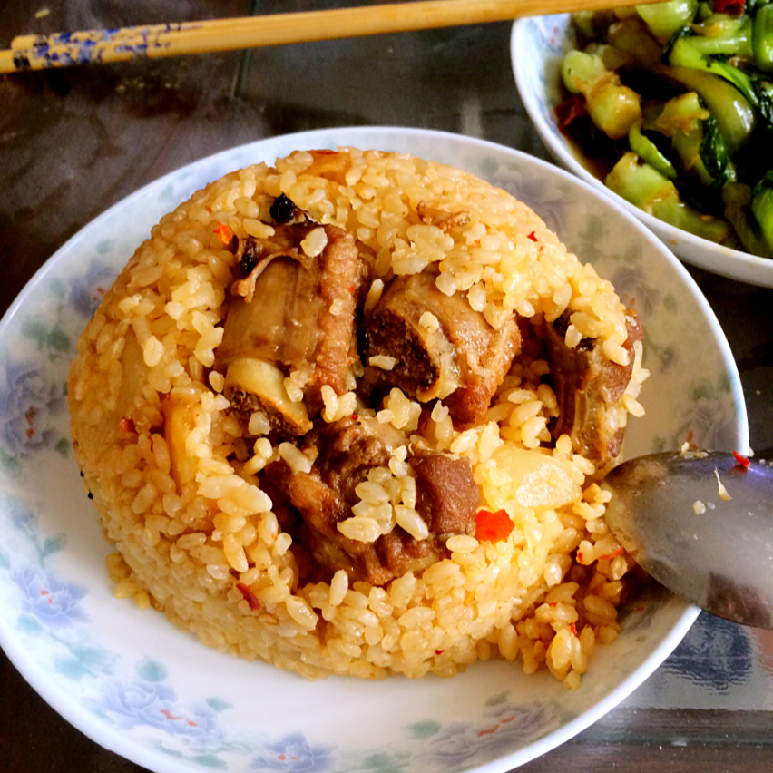 电饭锅版排骨焖饭