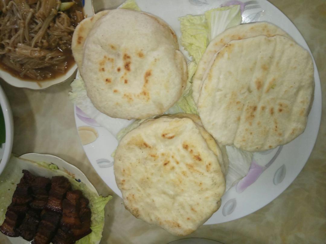空心馍（肉夹馍）