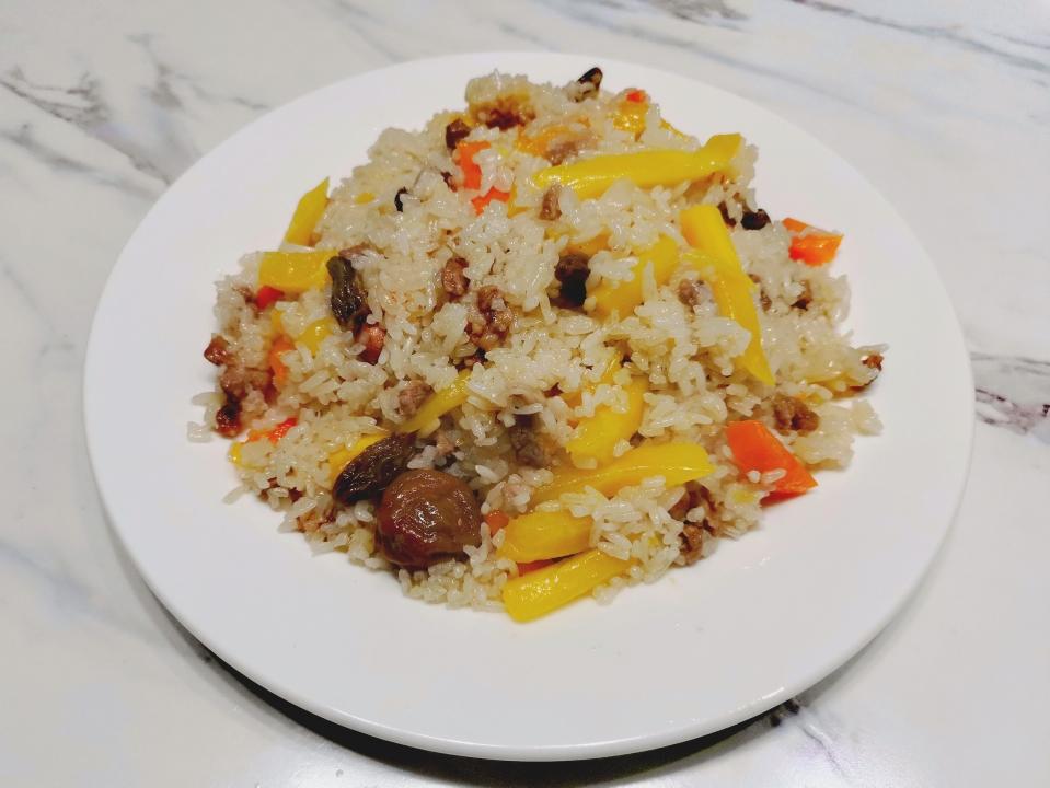 只用盐调味就很好吃的新疆碎肉抓饭的做法