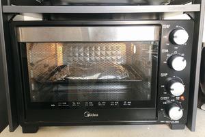 烤羊肉🐏—烤箱20分钟烤熟！的做法 步骤4