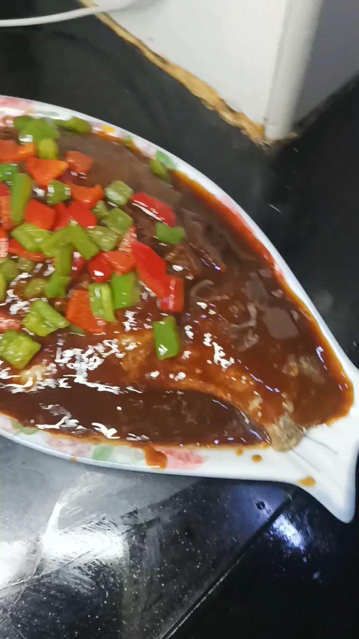 红烧鳊鱼（武昌鱼）