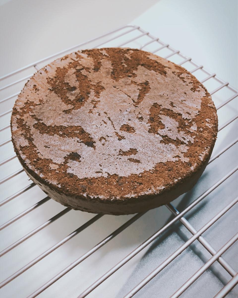 这是我最喜欢的一道巧克力海绵蛋糕