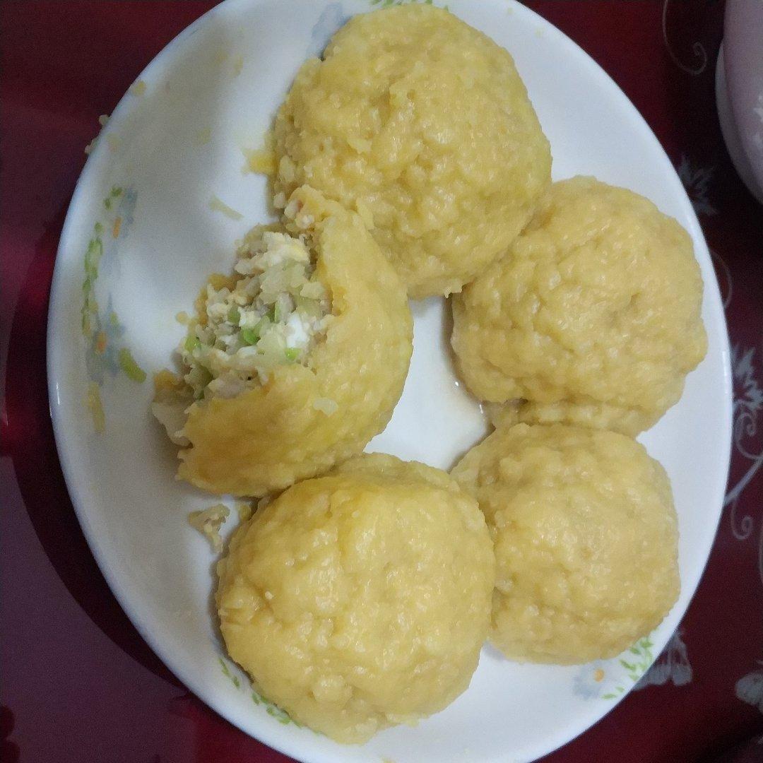 玉米面菜团子