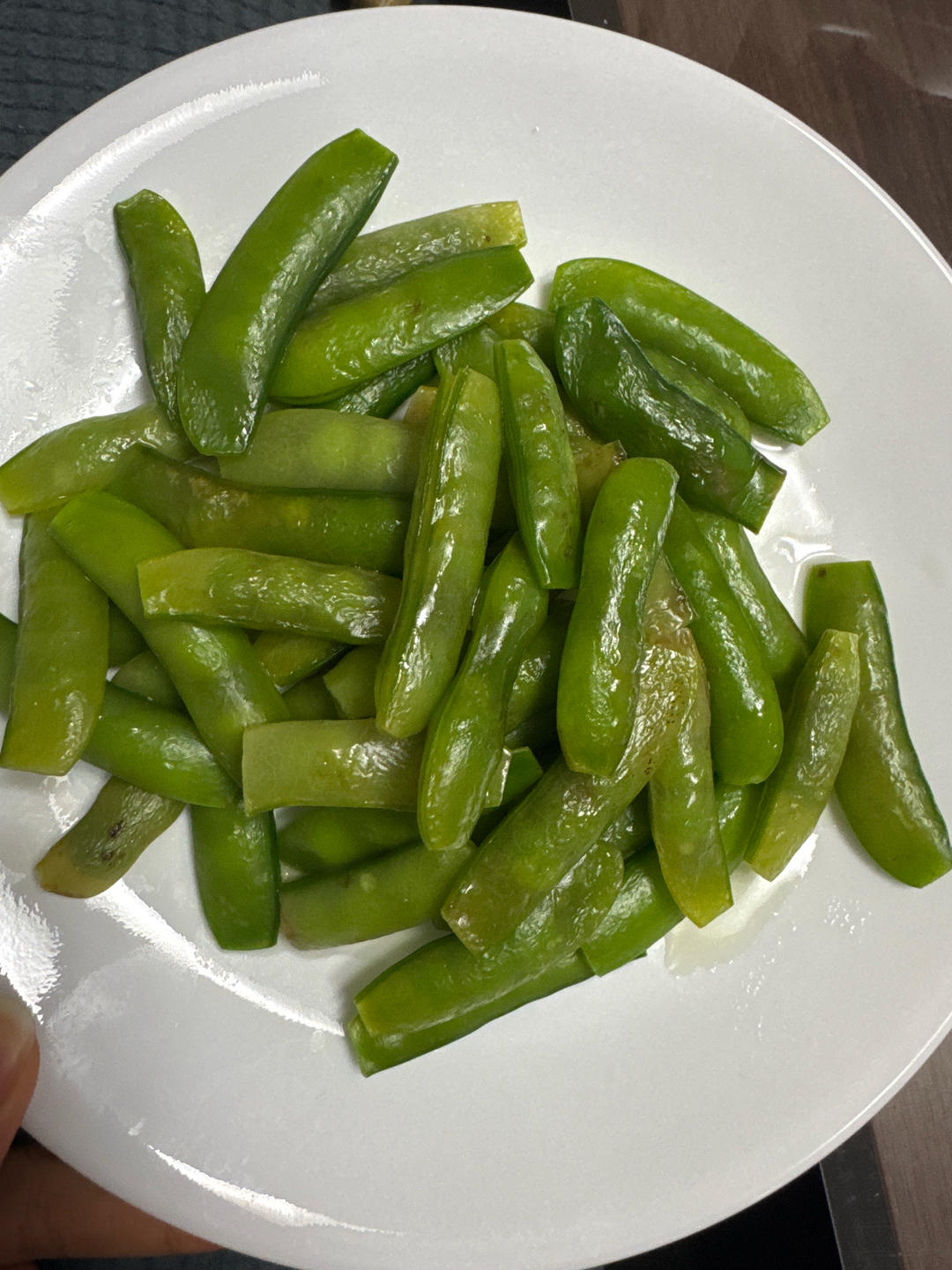 一口春天：水煮豌豆荚