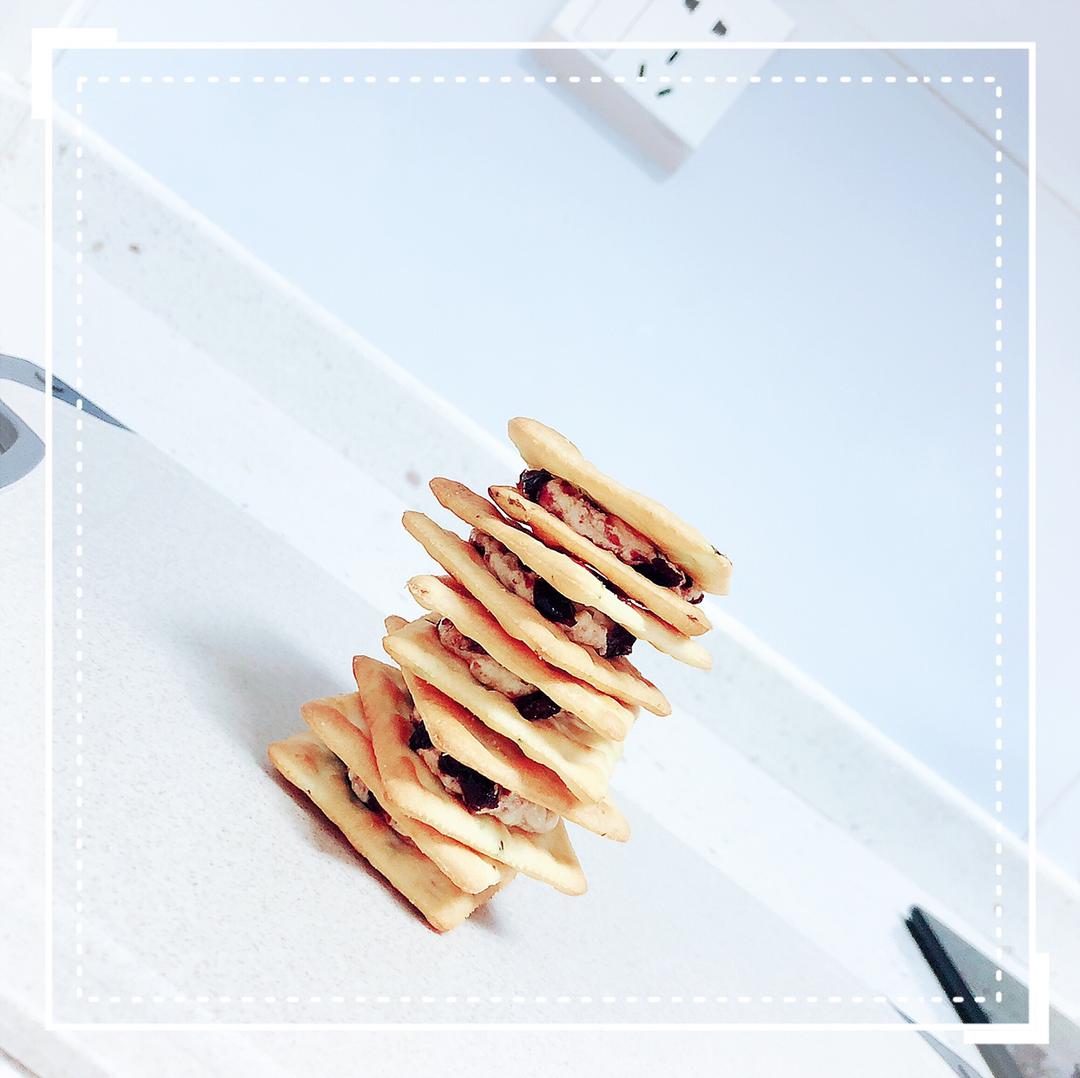 蔓越梅牛轧糖饼干（快手棉花糖苏打饼干版）