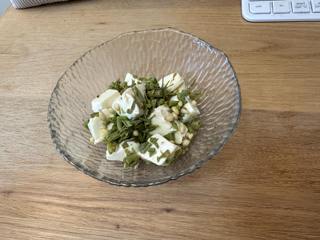 香椿杏仁拌豆腐