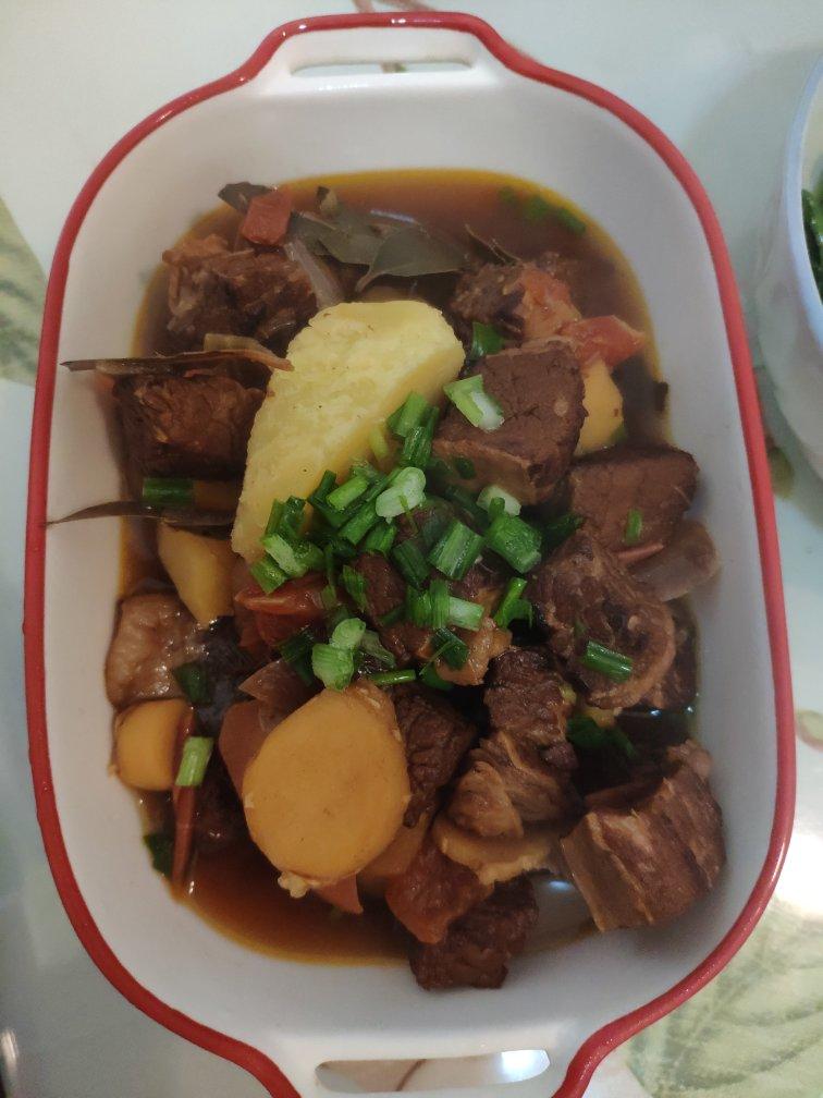 番茄土豆炖牛腩