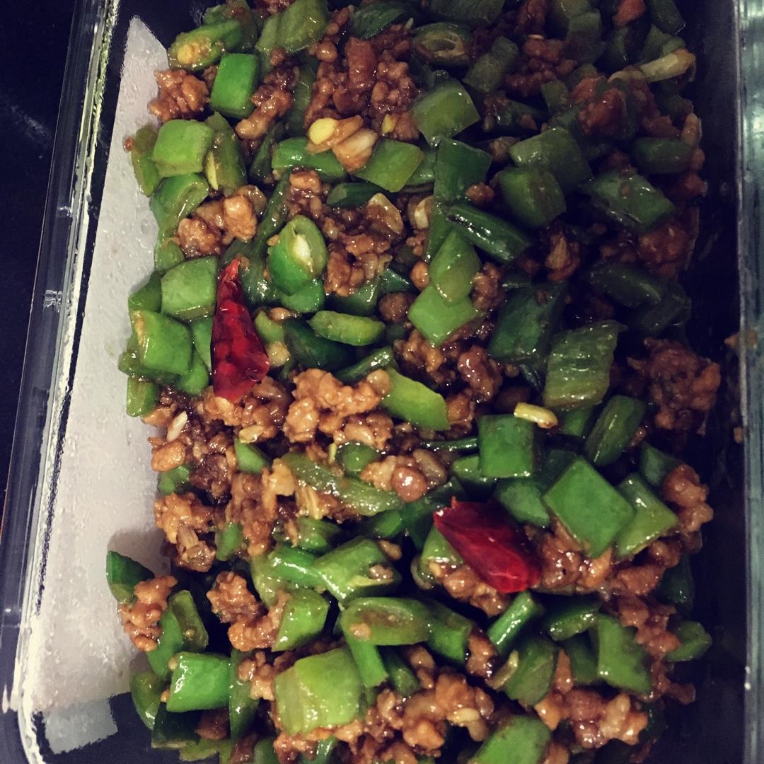 肉沫豆角下饭菜