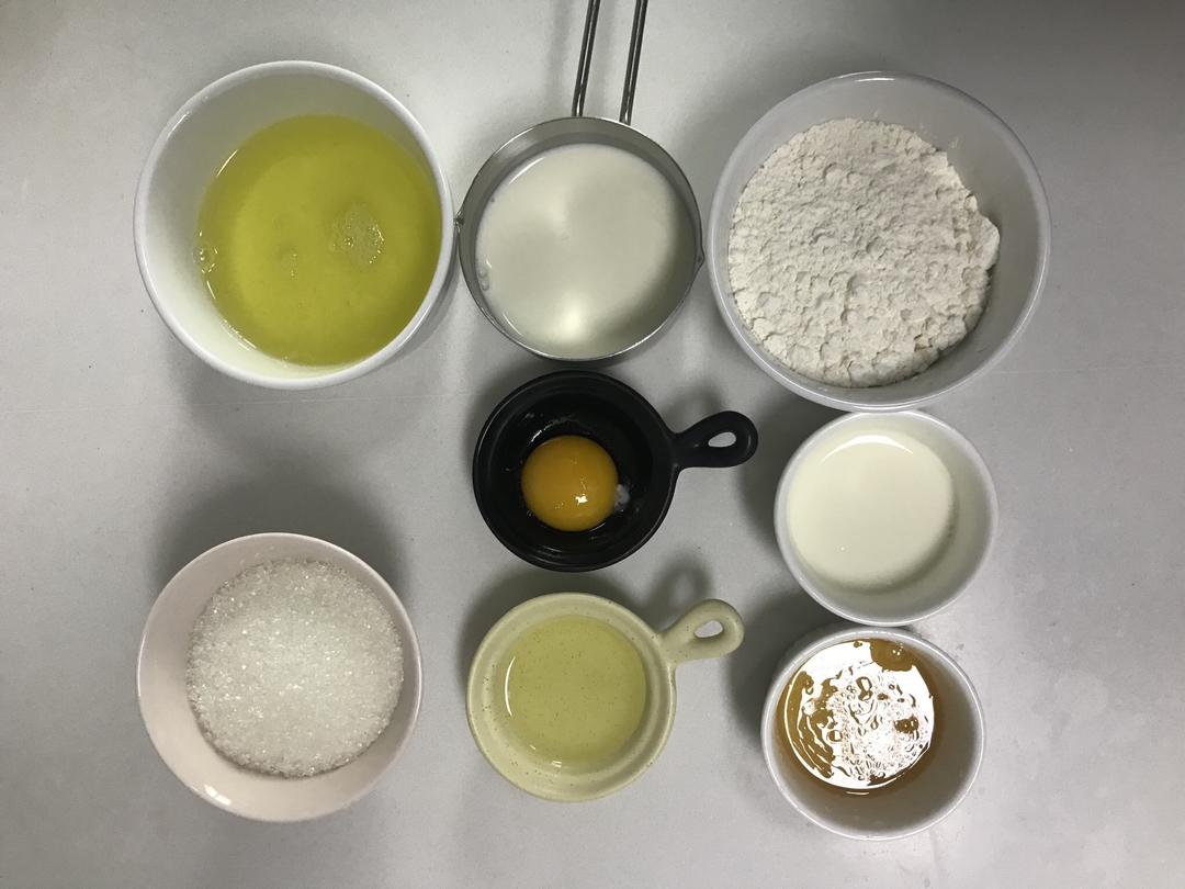 纯奶手撕吐司的做法 步骤1