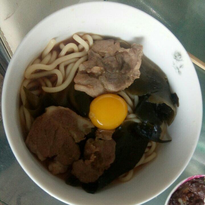 月見乌冬面（月見うどん）