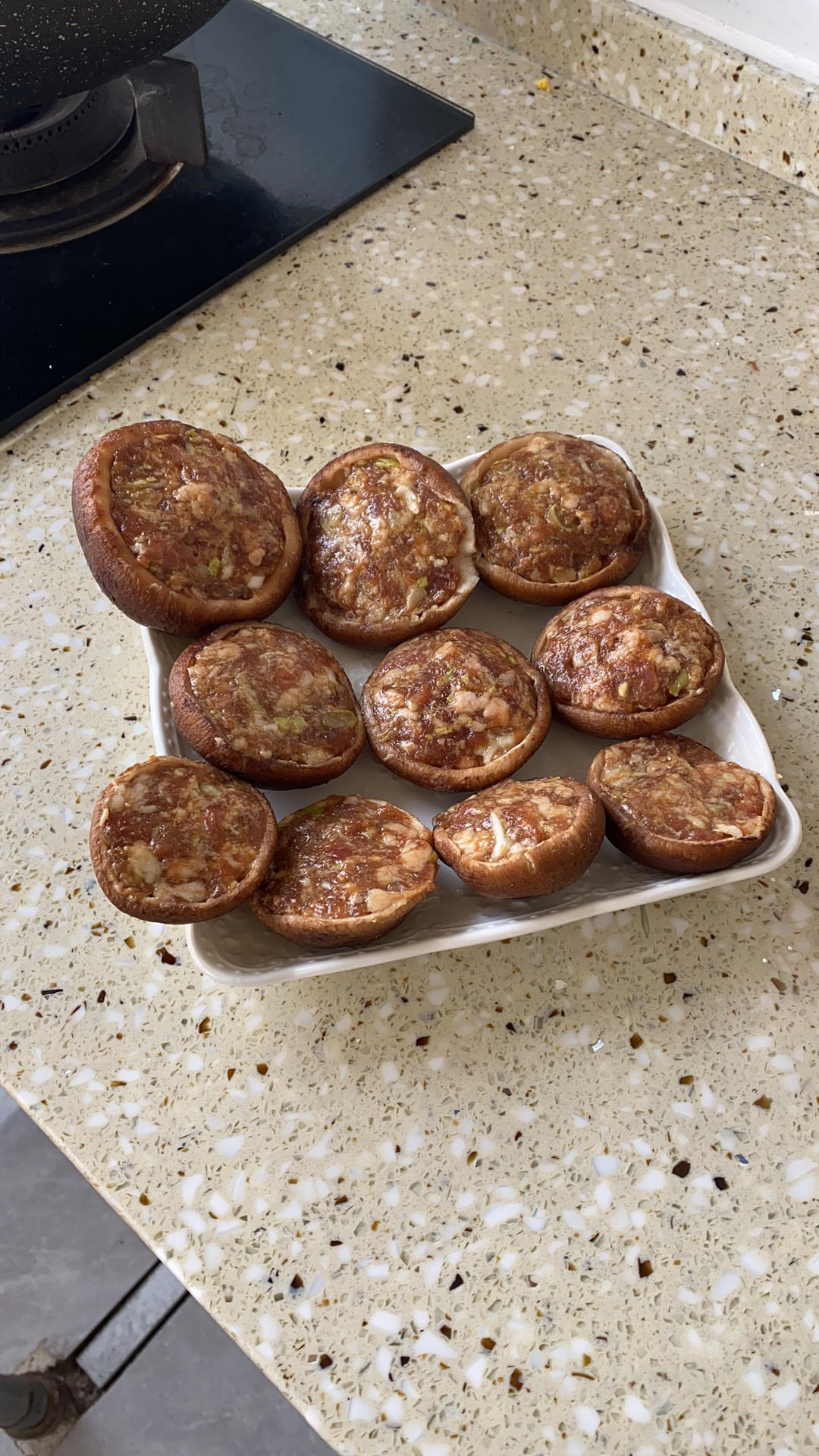 鲜嫩多汁，比鲍鱼还好吃红烧香菇