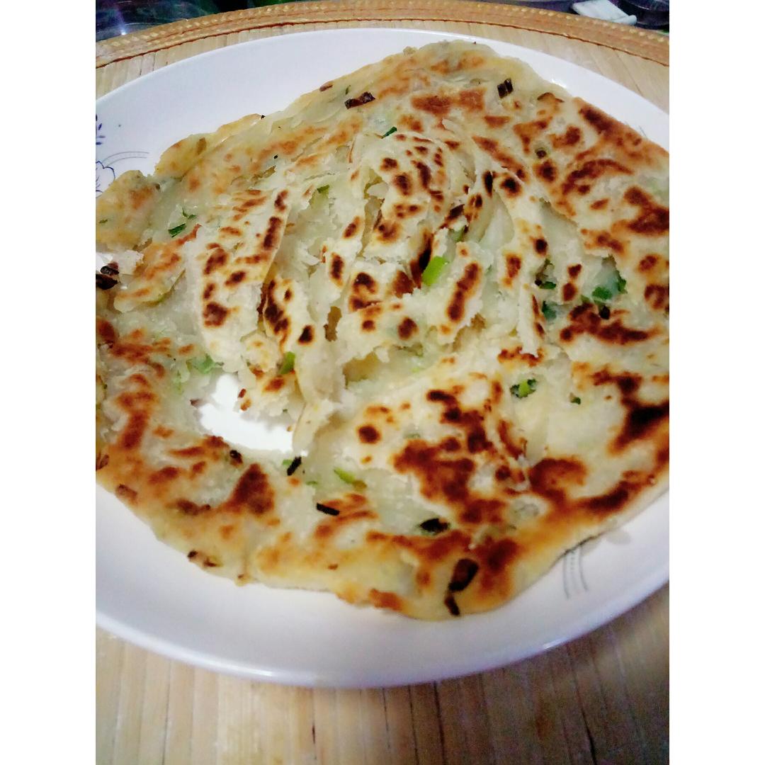 红与黑f7uw做的葱花手抓千层饼猪油