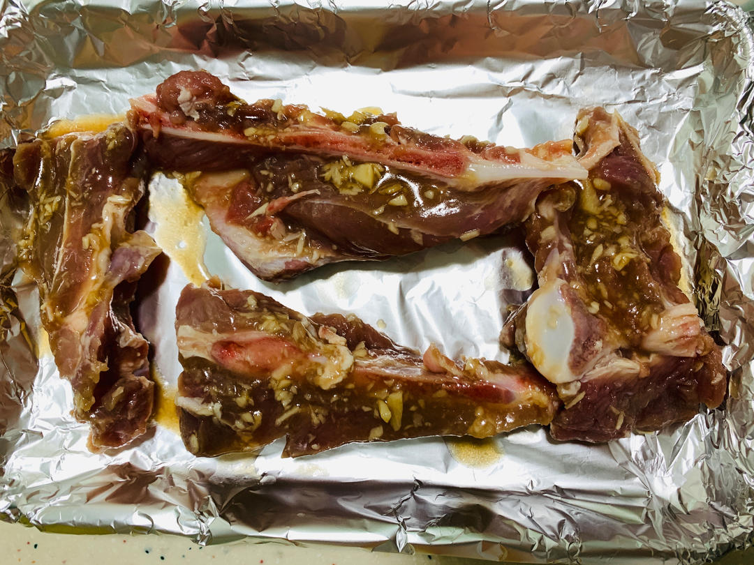 蜜制蒜香烤排骨【11月北鼎烤箱食谱】